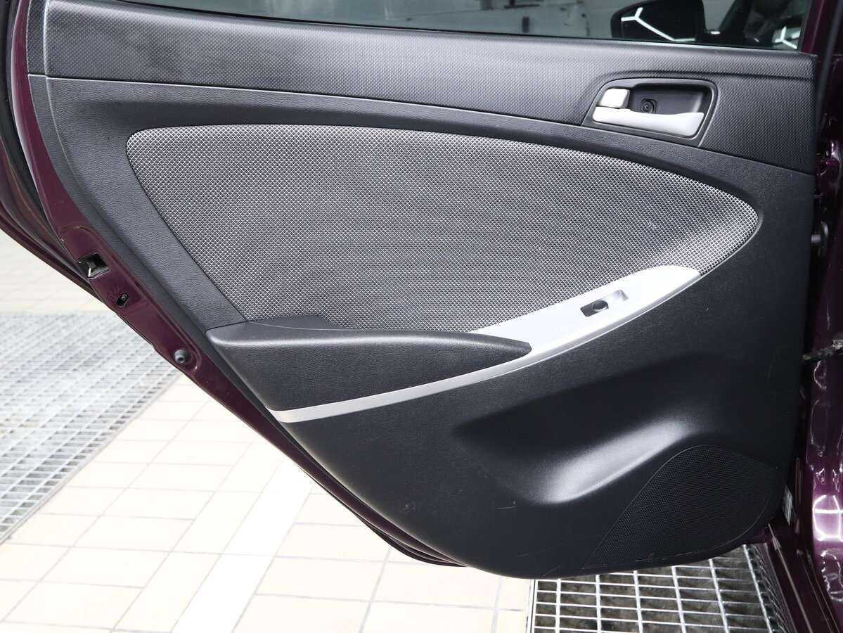 Hyundai Solaris 2011 года с пробегом. Фото: #7