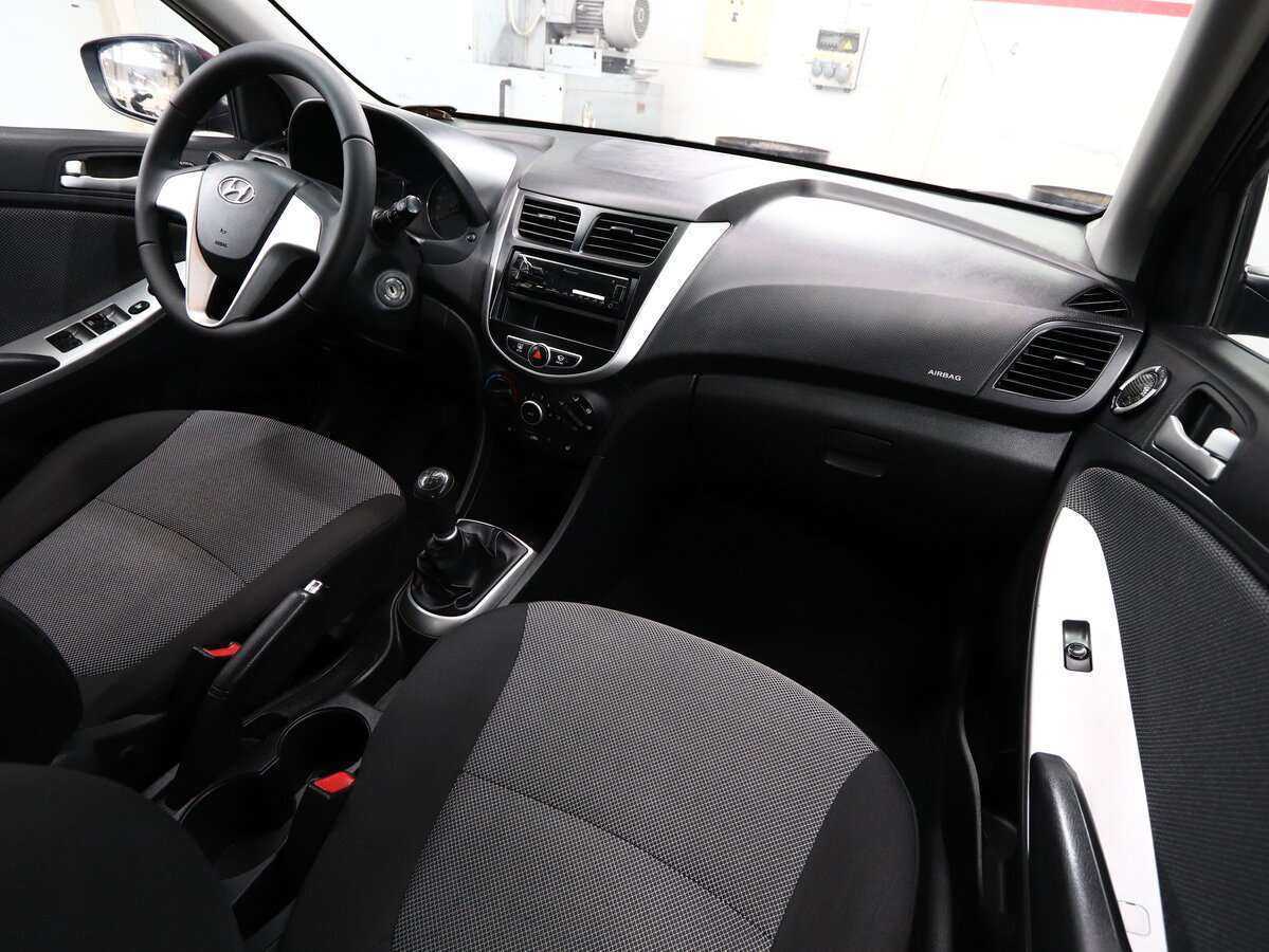 Hyundai Solaris 2011 года с пробегом. Фото: #12