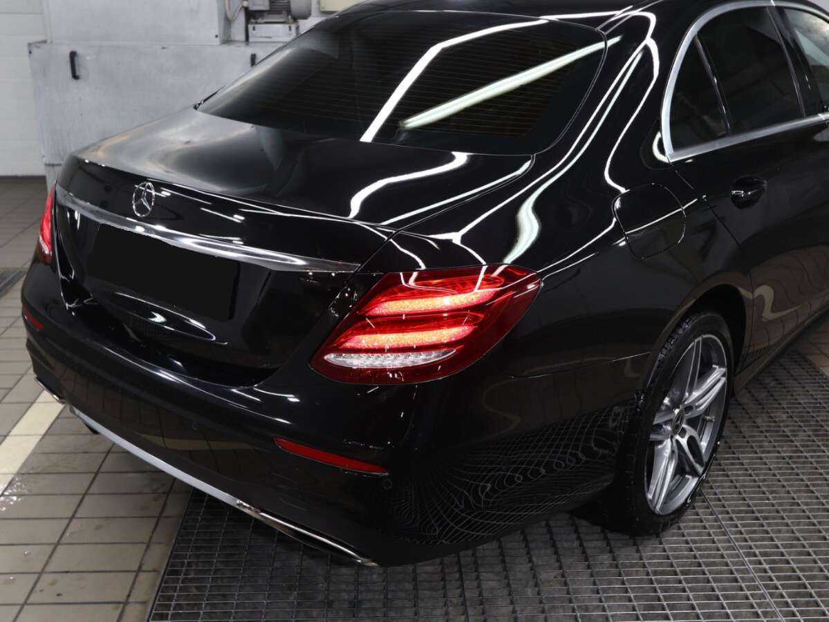 Mercedes-Benz E-Класс 2019 года с пробегом. Фото: #3