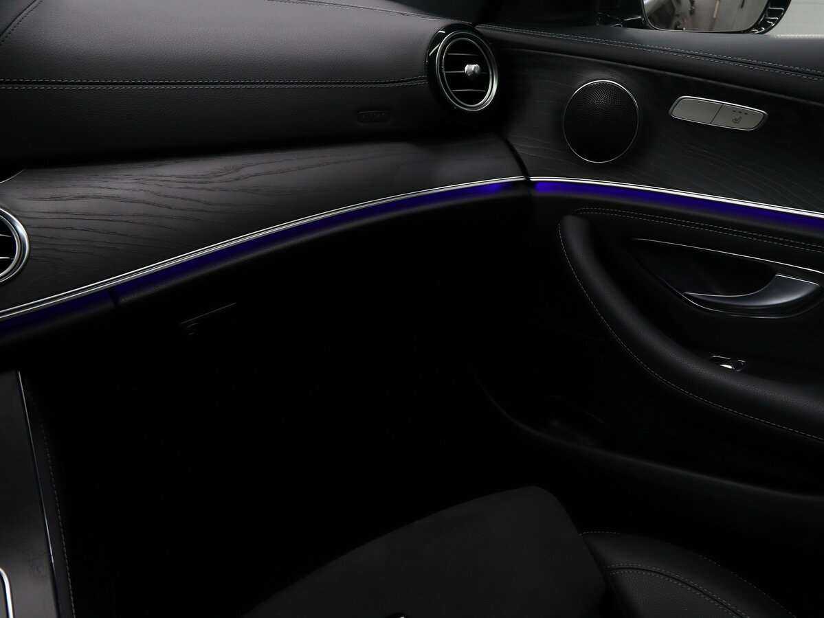 Mercedes-Benz E-Класс 2019 года с пробегом. Фото: #13