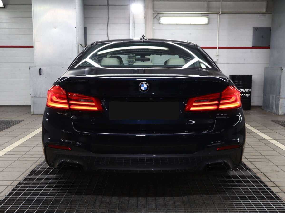 BMW 5 серии 2018 года с пробегом. Фото: #5