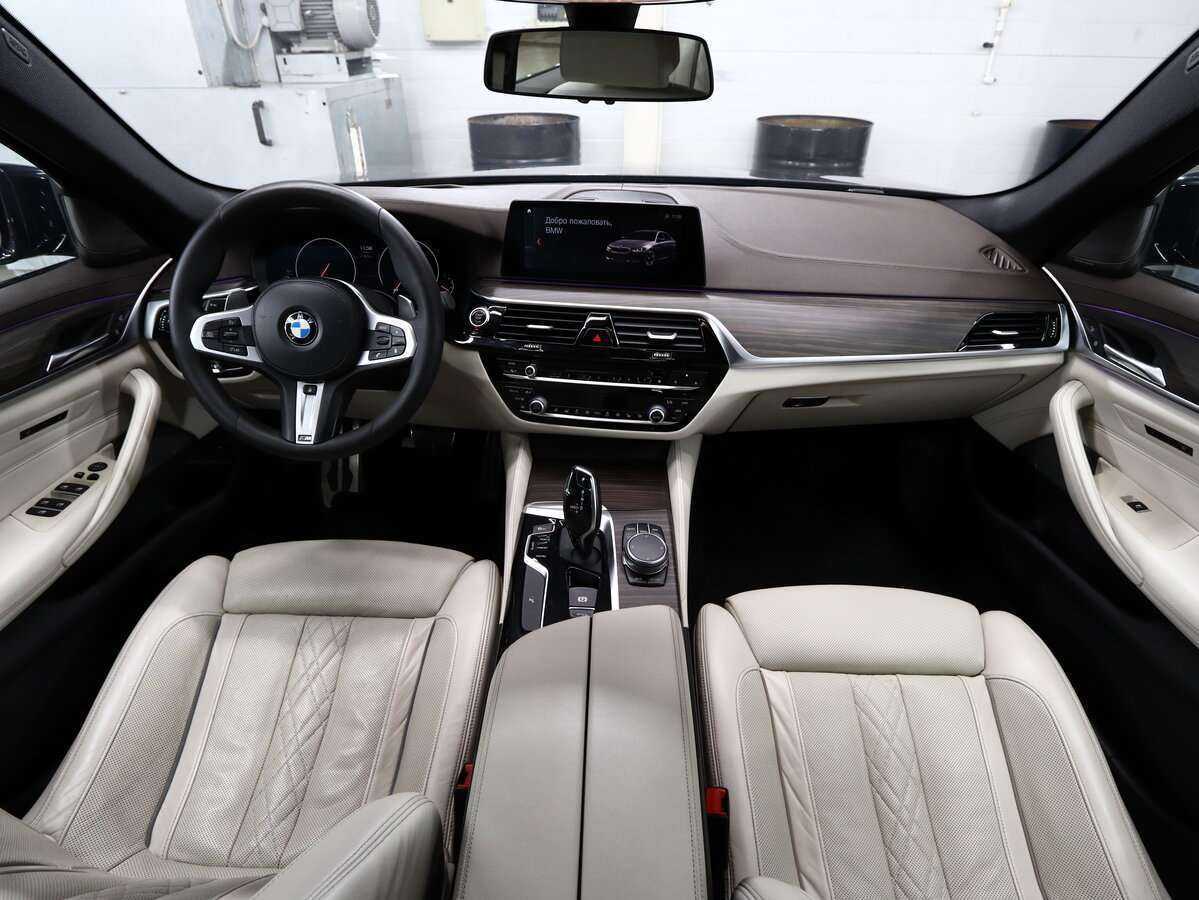 BMW 5 серии 2018 года с пробегом. Фото: #11