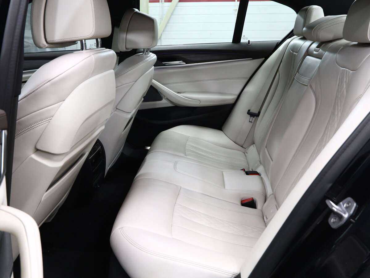 BMW 5 серии 2018 года с пробегом. Фото: #20