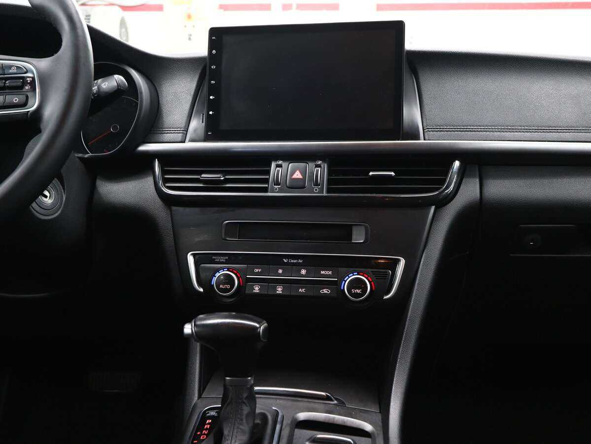 Б/У Киа Оптима 2016 года. Фото: #16