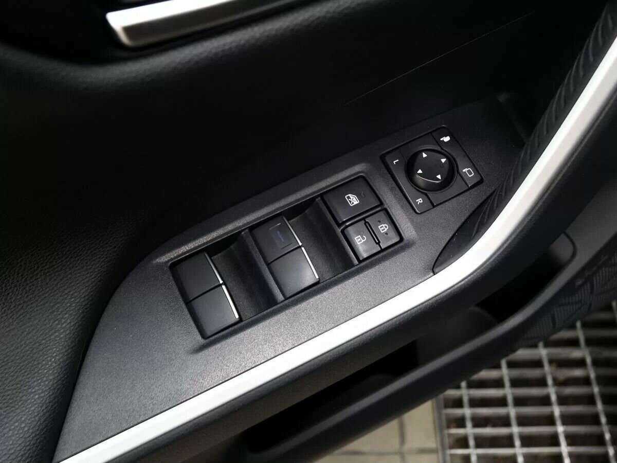 Toyota RAV4 2019 года с пробегом. Фото: #17