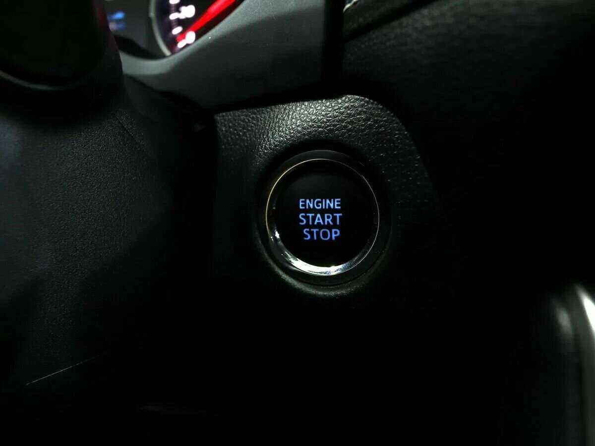 Toyota RAV4 2019 года с пробегом. Фото: #20