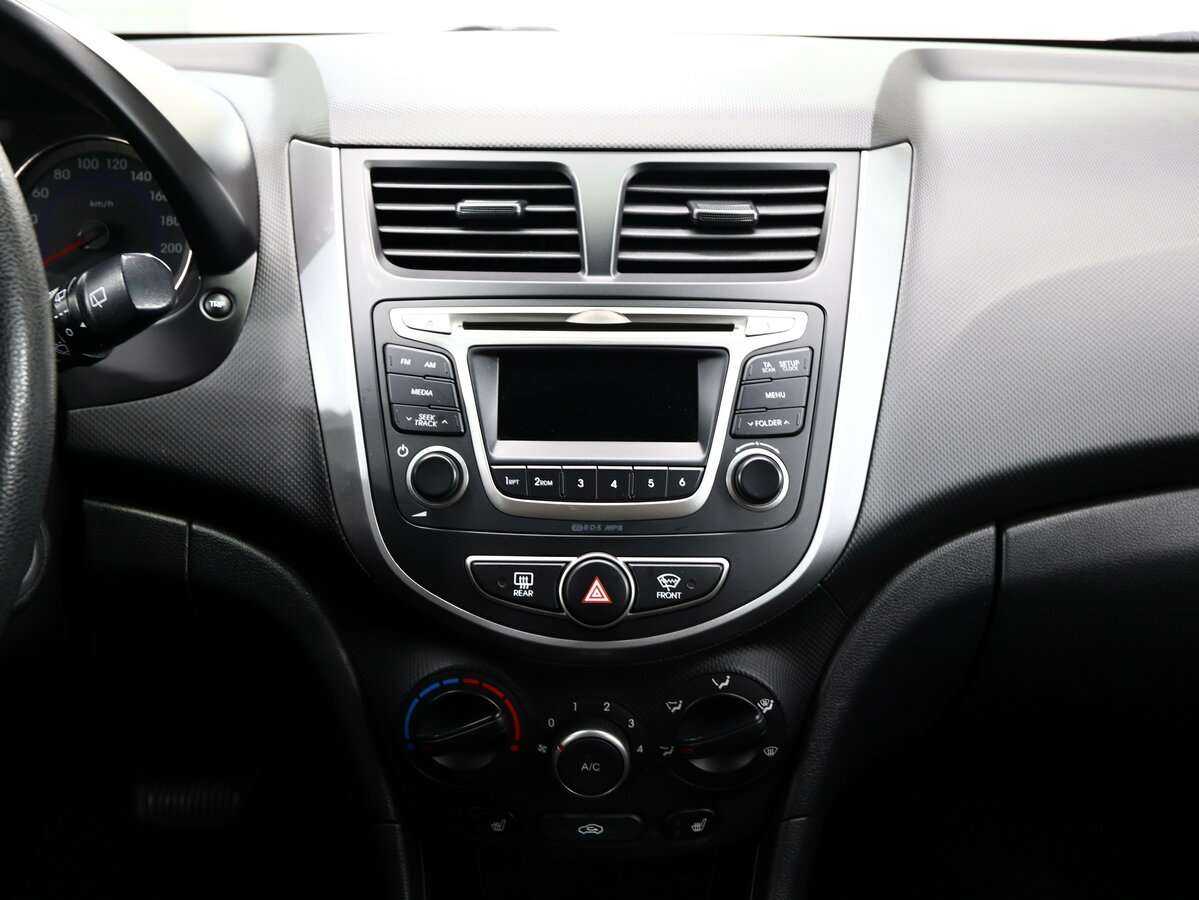 Б/У Хендай Солярис 2015 года. Фото: #9