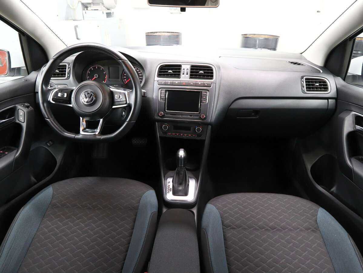 Б/У Фольксваген Поло 2019 года. Фото: #14