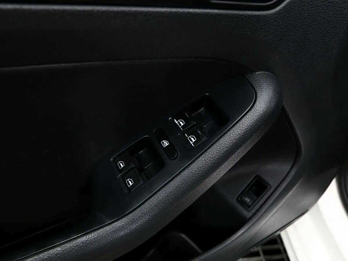 Б/У Фольксваген Джетта 2013 года. Фото: #15