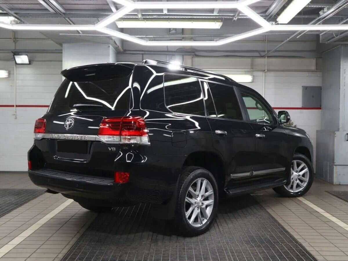 Toyota Land Cruiser 2019 года с пробегом. Фото: #3