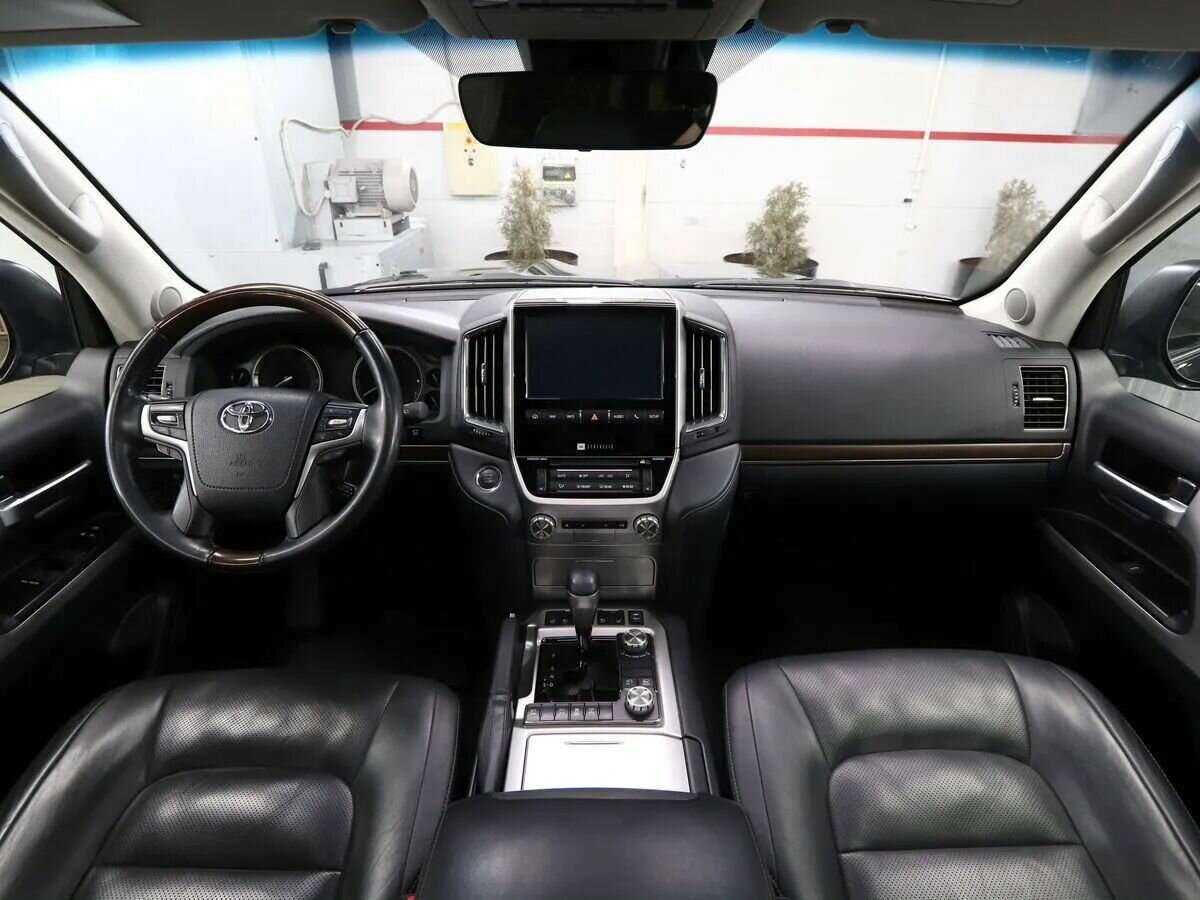 Toyota Land Cruiser 2019 года с пробегом. Фото: #11