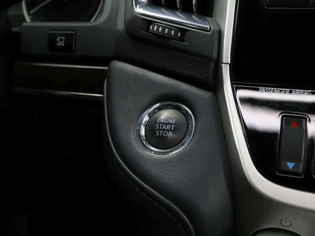 Toyota Land Cruiser 2019 года с пробегом. Фото: #19