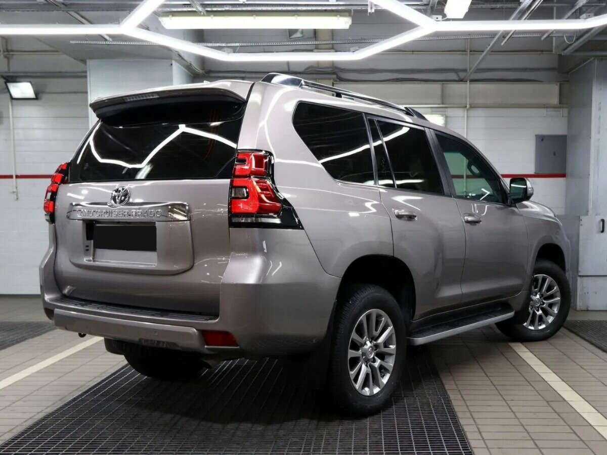 Toyota Land Cruiser Prado 2018 года с пробегом. Фото: #1