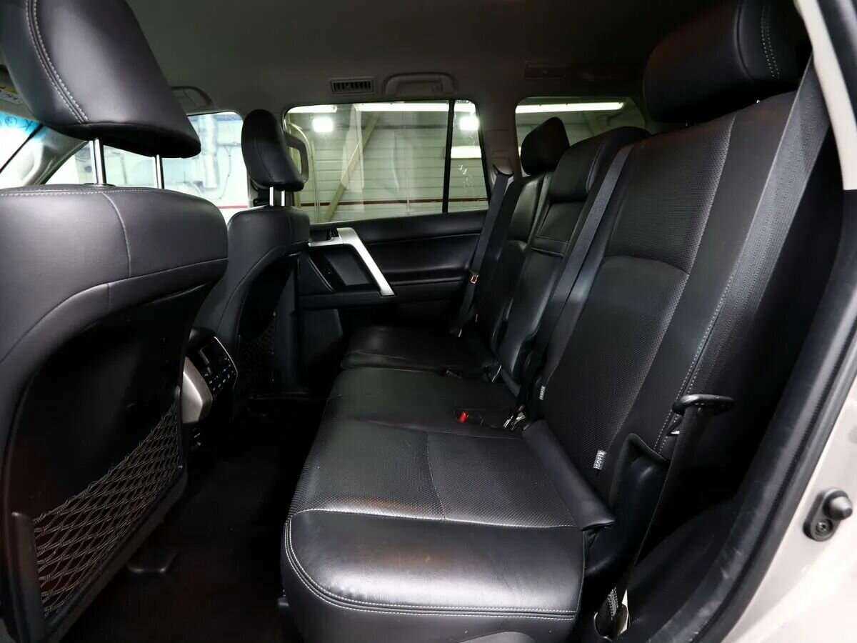Toyota Land Cruiser Prado 2018 года с пробегом. Фото: #9