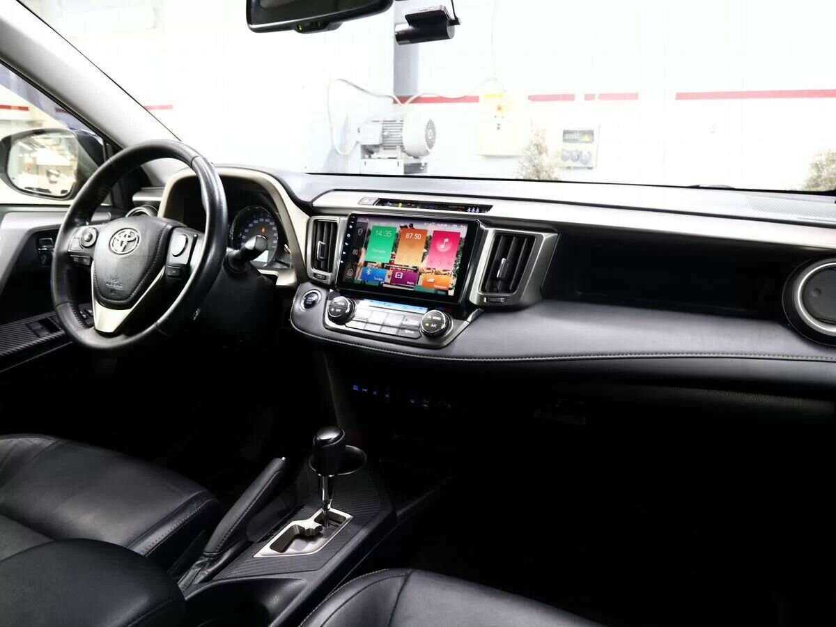 Toyota RAV4 2013 года с пробегом. Фото: #13