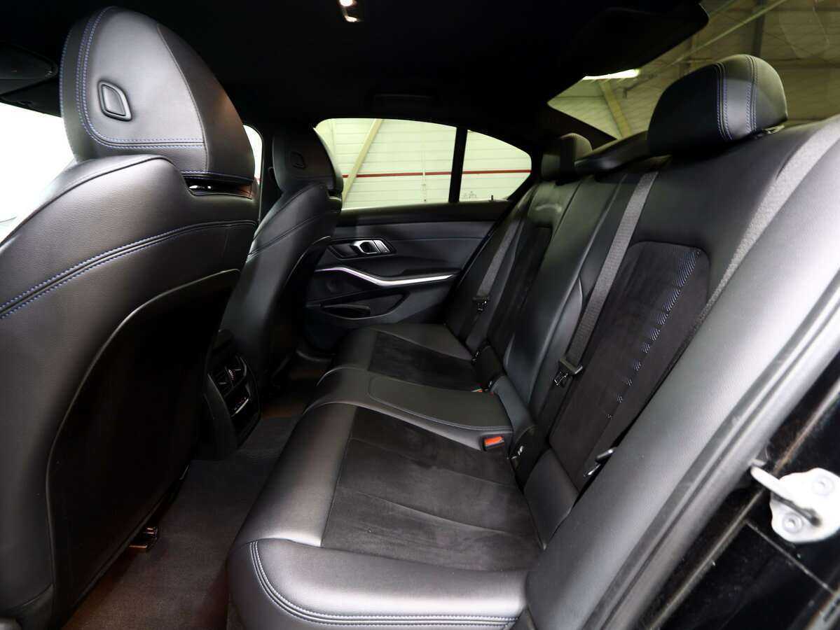 BMW 3 серии 2021 года с пробегом. Фото: #9