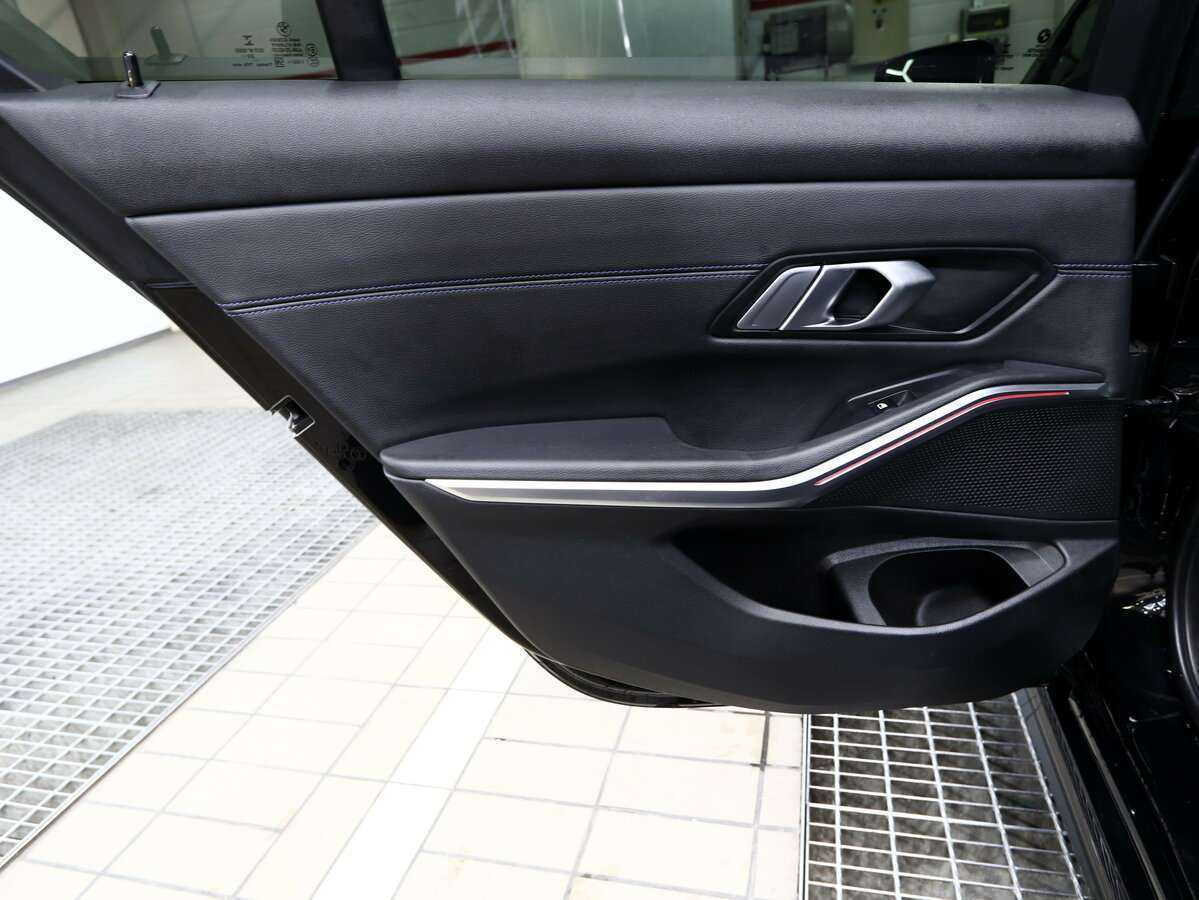 BMW 3 серии 2021 года с пробегом. Фото: #10