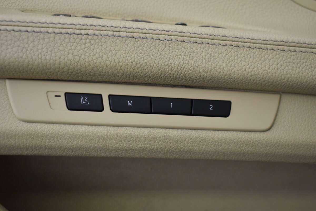 BMW 7 серии 2012 года с пробегом. Фото: #6