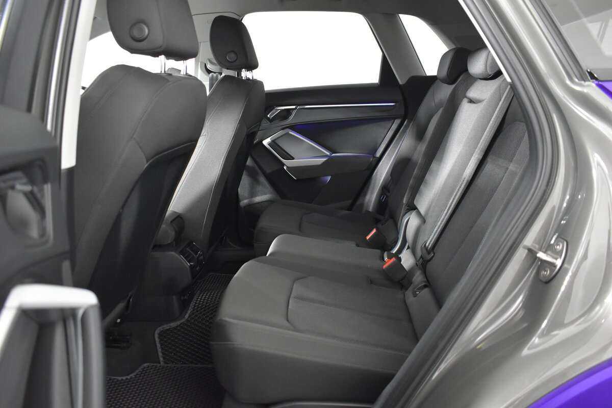 Audi Q3 2020 года с пробегом. Фото: #8