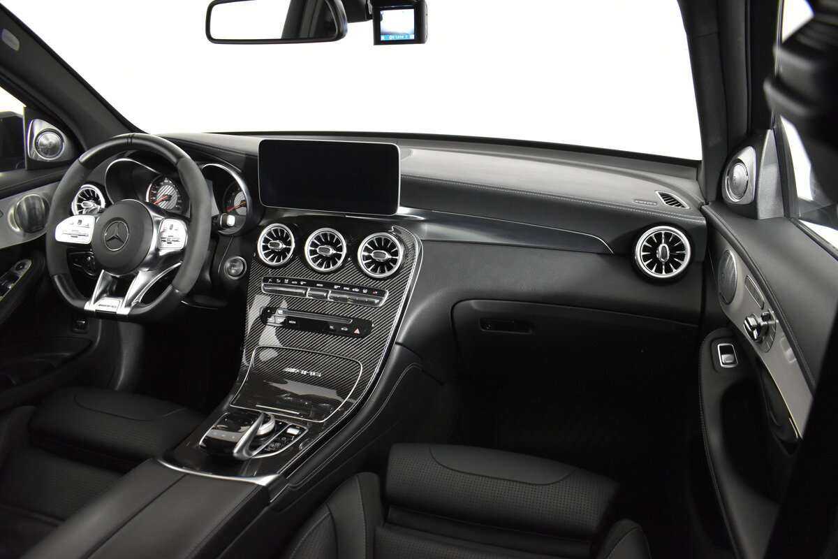 Mercedes-Benz GLC AMG 2018 года с пробегом. Фото: #11