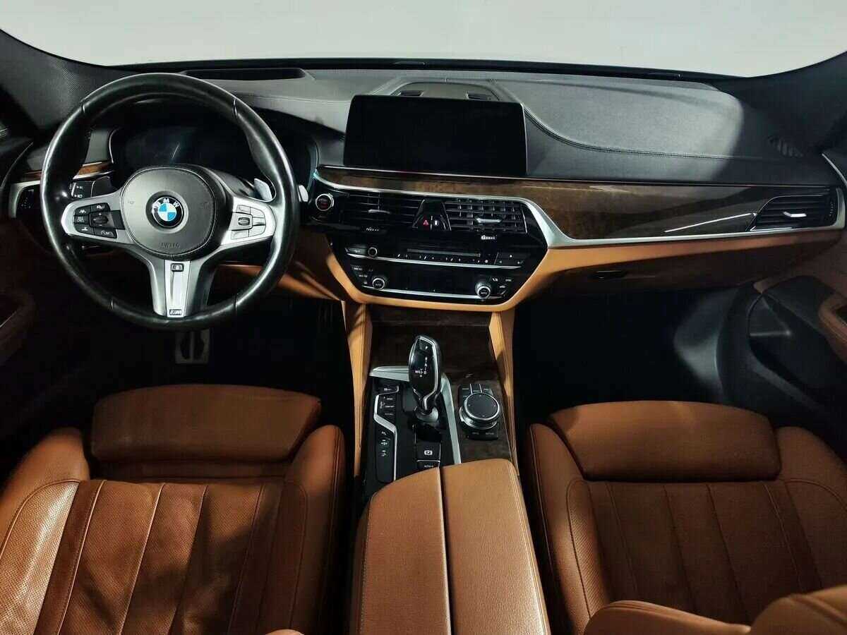 BMW 6 серии 2018 года с пробегом. Фото: #11