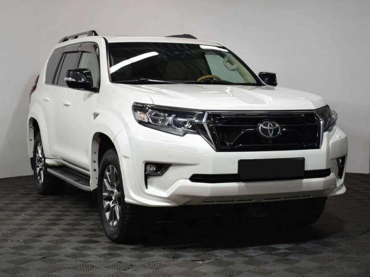 Toyota Land Cruiser Prado 2020 года с пробегом. Фото: #2