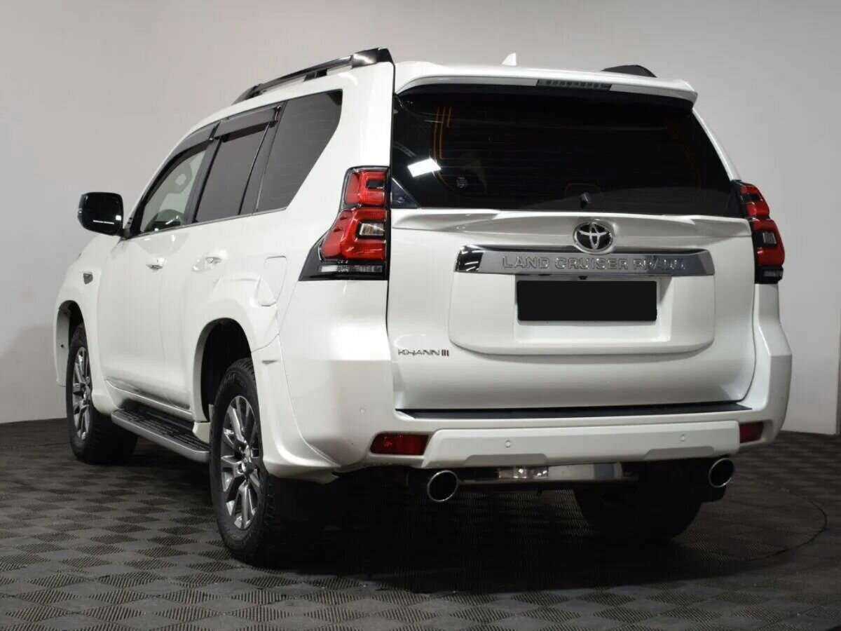Toyota Land Cruiser Prado 2020 года с пробегом. Фото: #3