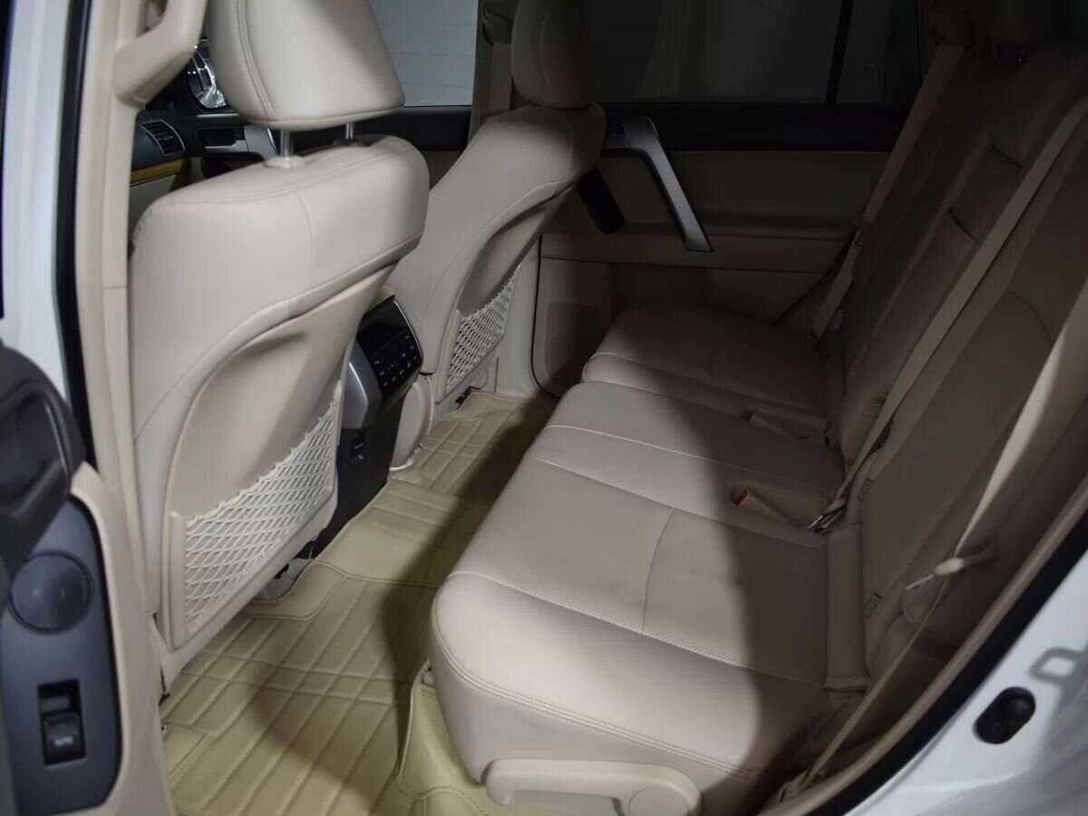 Toyota Land Cruiser Prado 2020 года с пробегом. Фото: #8