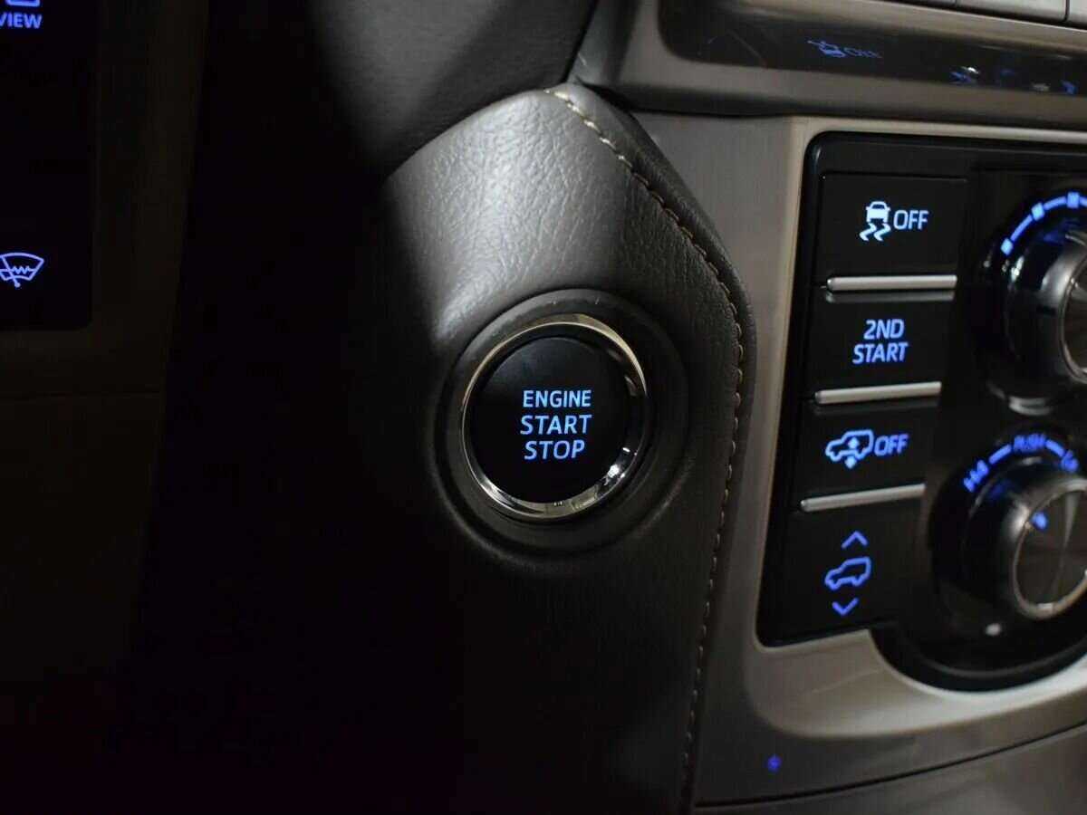 Toyota Land Cruiser Prado 2020 года с пробегом. Фото: #16