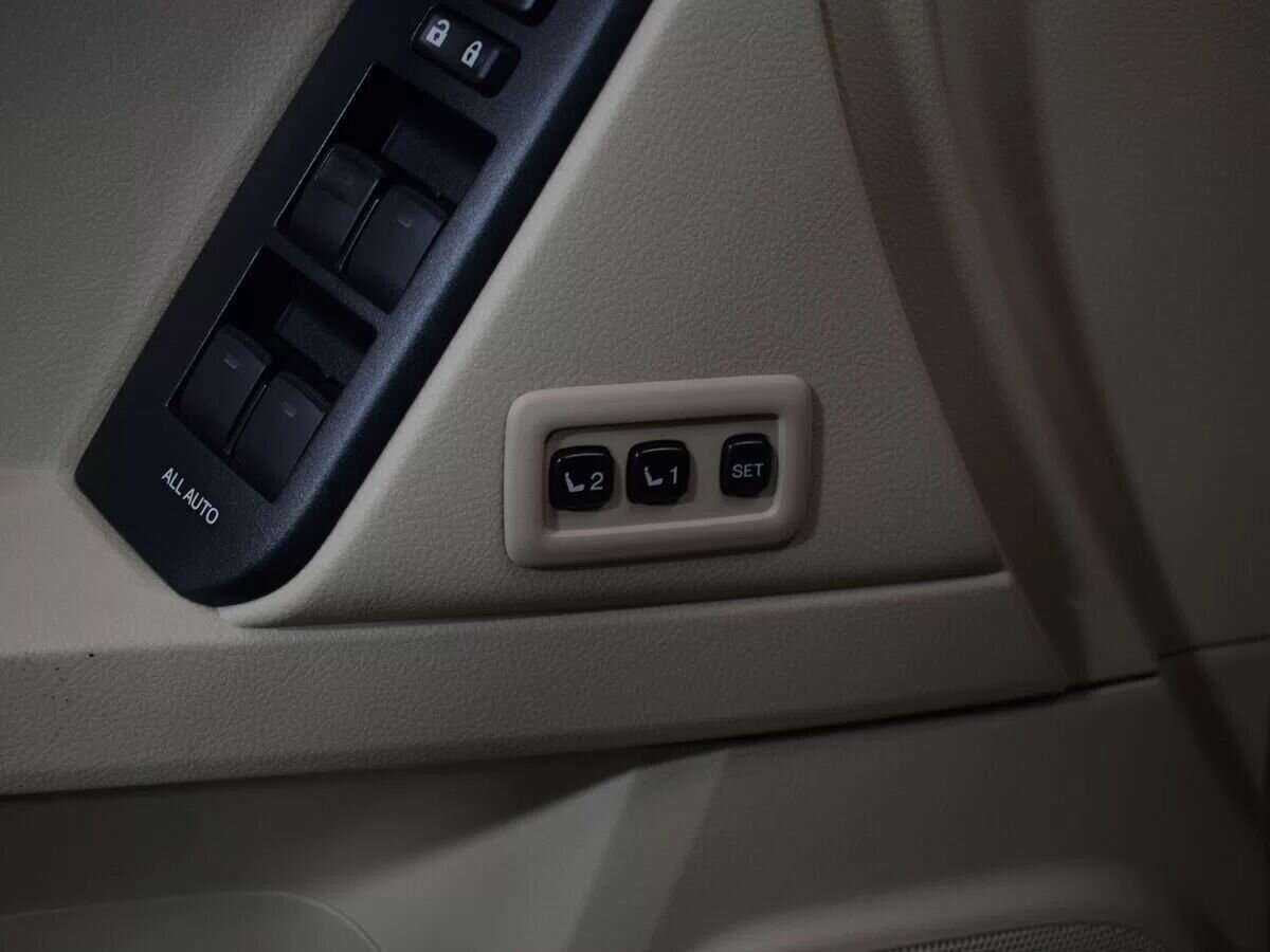 Toyota Land Cruiser Prado 2020 года с пробегом. Фото: #23