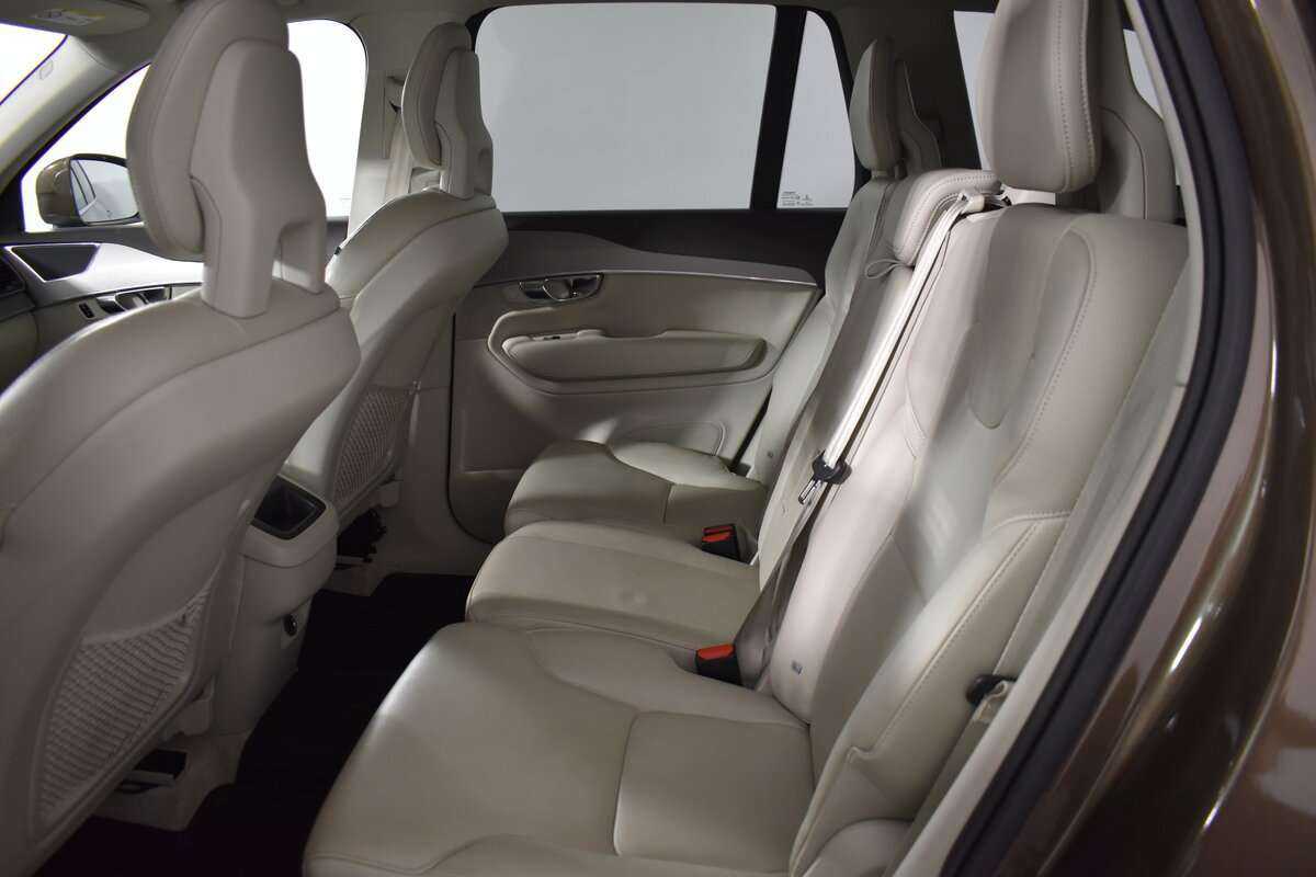 Volvo XC90 2015 года с пробегом. Фото: #7