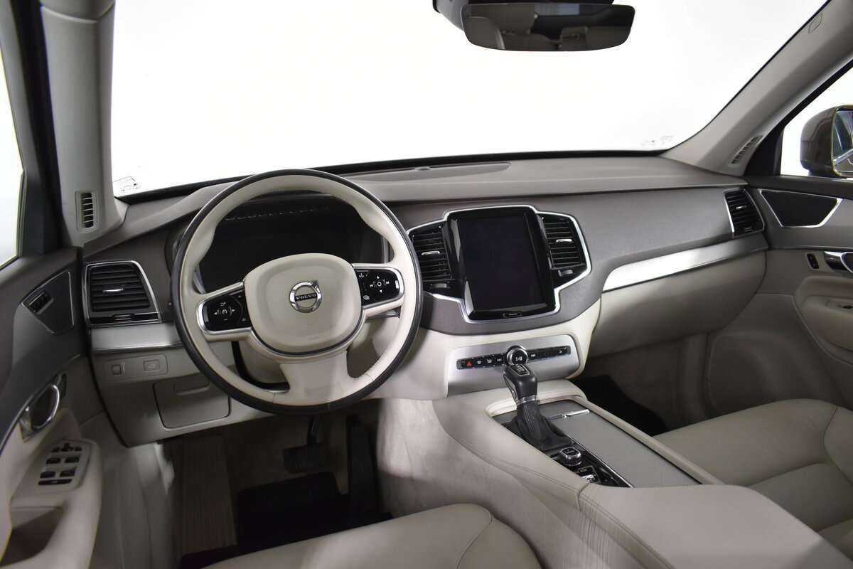 Volvo XC90 2015 года с пробегом. Фото: #13