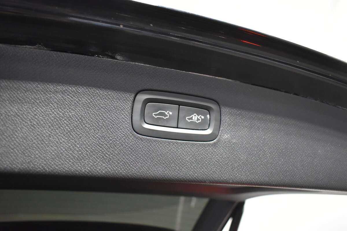 Volvo XC90 2021 года с пробегом. Фото: #6