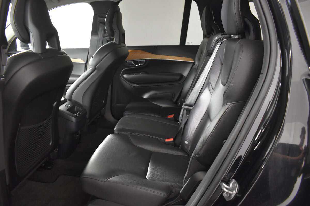 Volvo XC90 2021 года с пробегом. Фото: #9