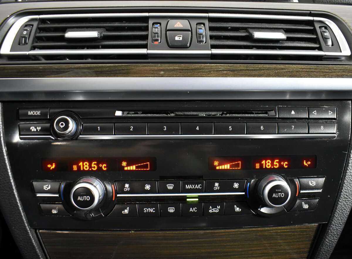 BMW 7 серии 2014 года с пробегом. Фото: #11