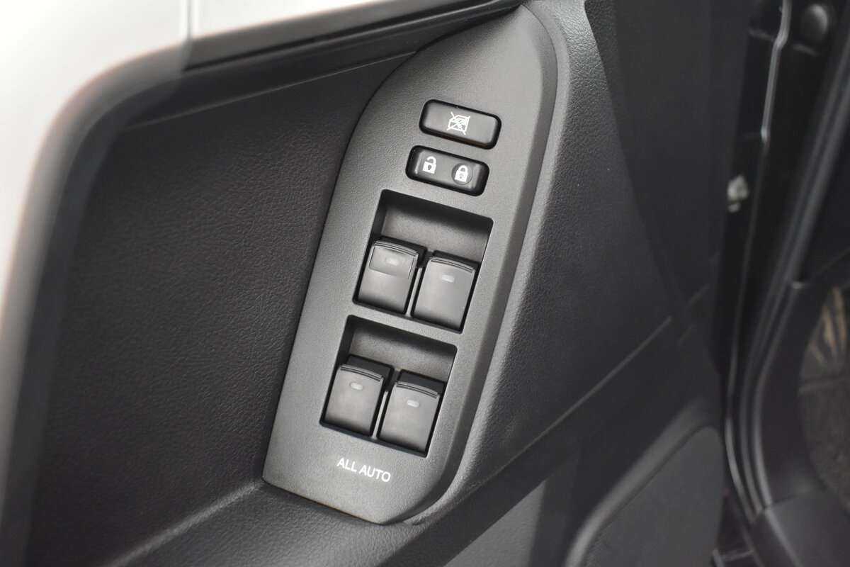 Toyota Land Cruiser Prado 2018 года с пробегом. Фото: #8