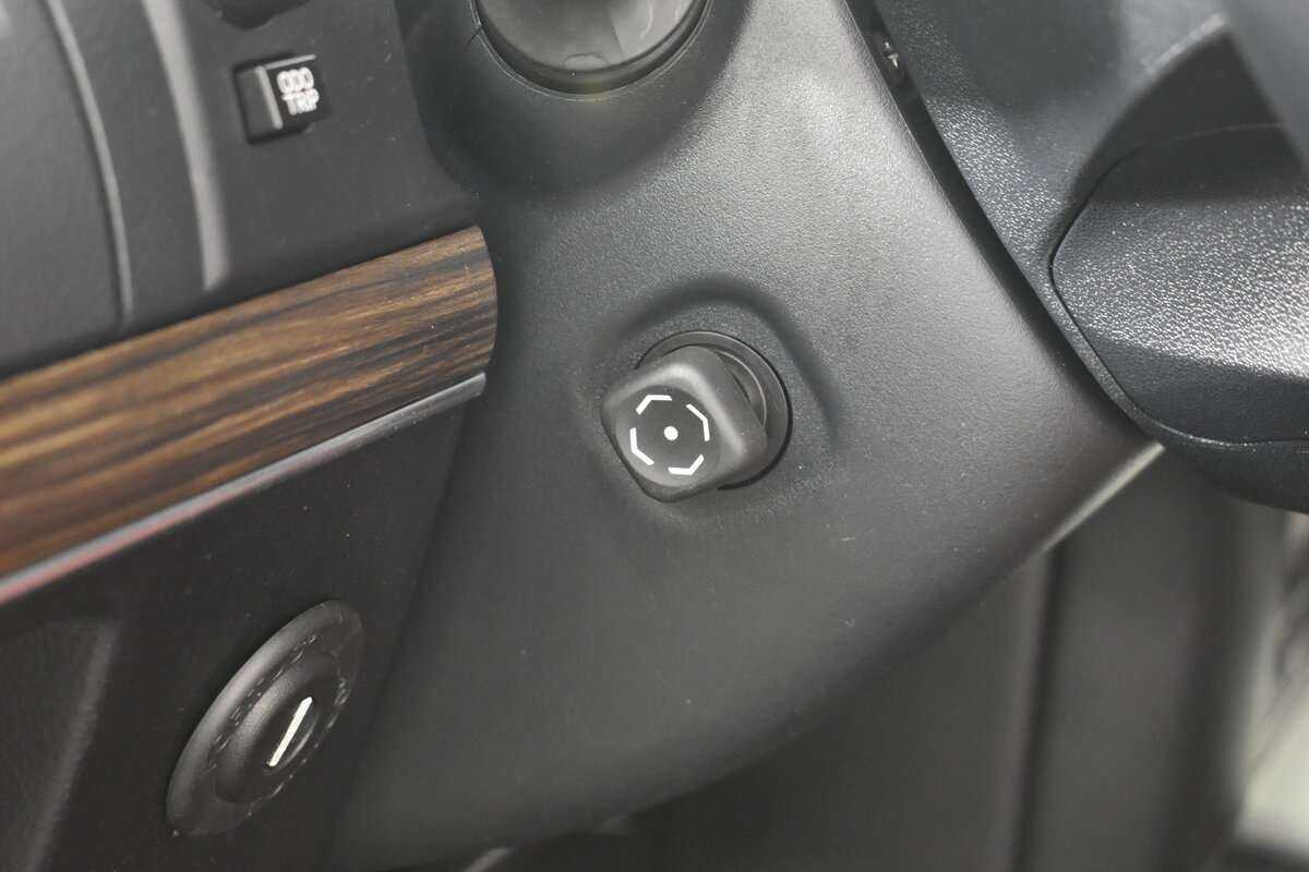 Toyota Land Cruiser Prado 2018 года с пробегом. Фото: #10