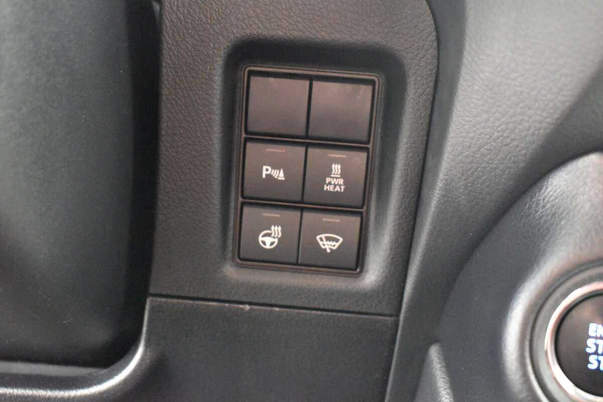 Toyota Land Cruiser Prado 2018 года с пробегом. Фото: #11