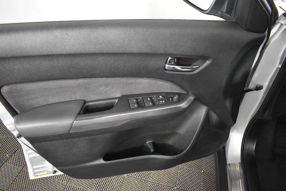 Suzuki Vitara 2019 года с пробегом. Фото: #8