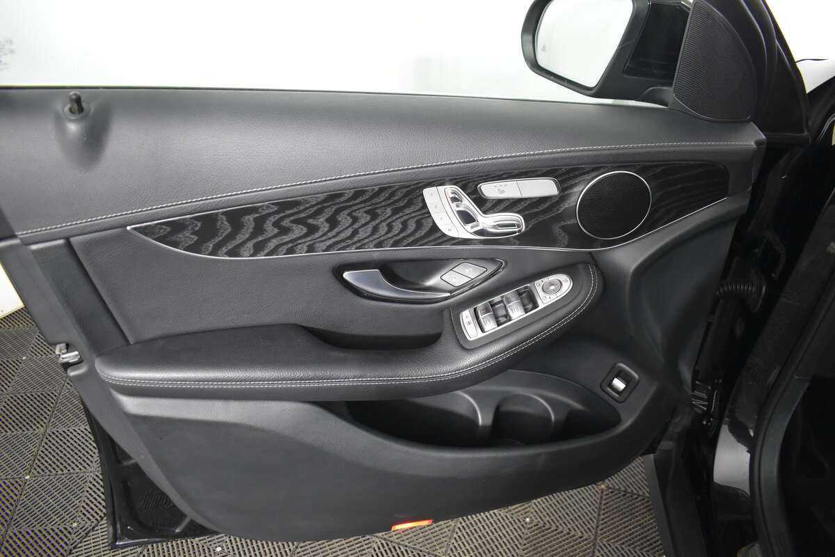 Mercedes-Benz GLC 2018 года с пробегом. Фото: #11