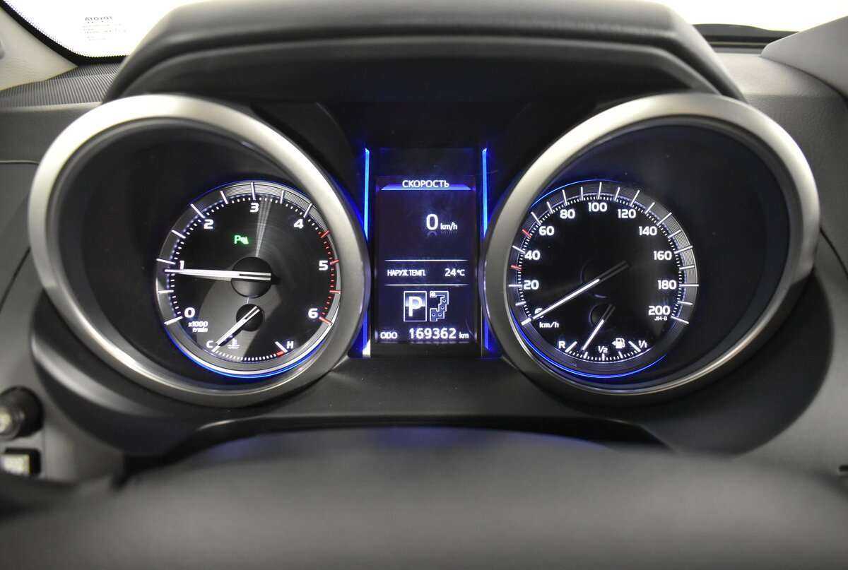 Toyota Land Cruiser Prado 2017 года с пробегом. Фото: #14