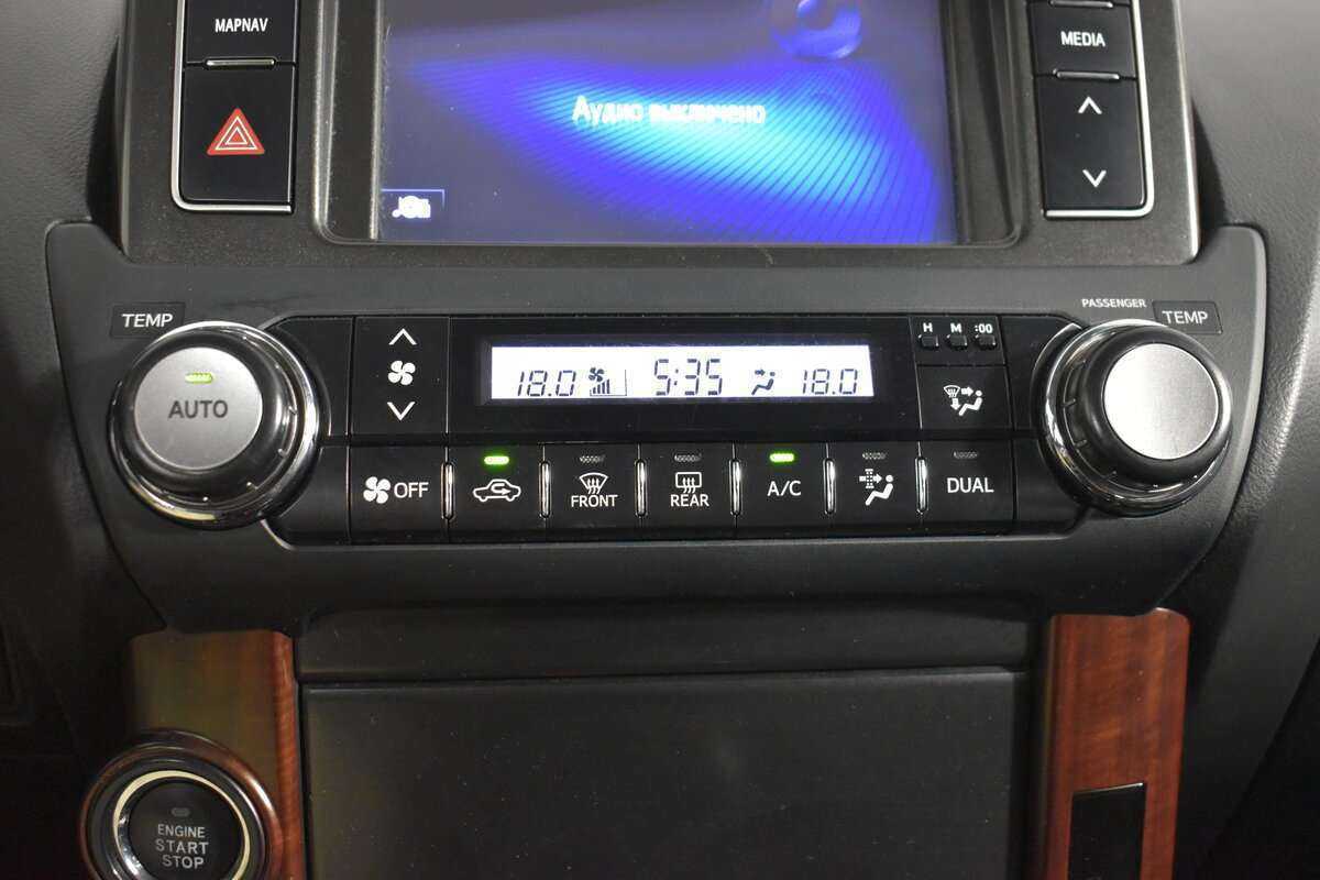 Toyota Land Cruiser Prado 2017 года с пробегом. Фото: #17