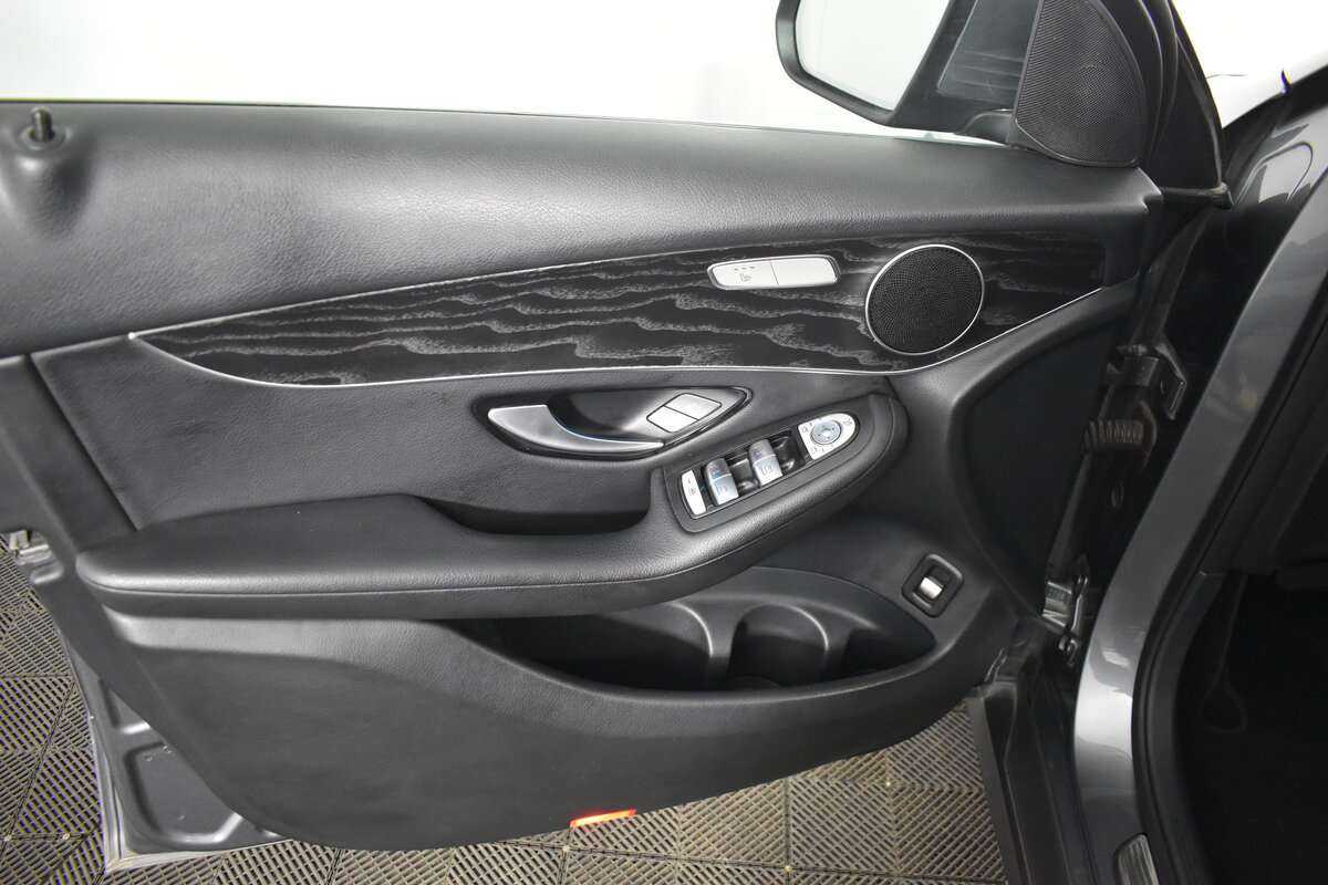 Mercedes-Benz GLC 2015 года с пробегом. Фото: #13