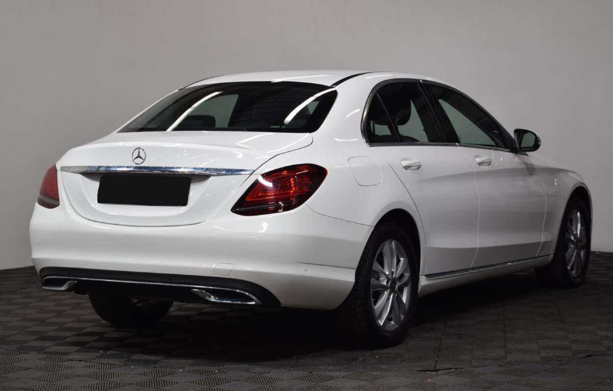 Mercedes-Benz C-Класс 2019 года с пробегом. Фото: #2