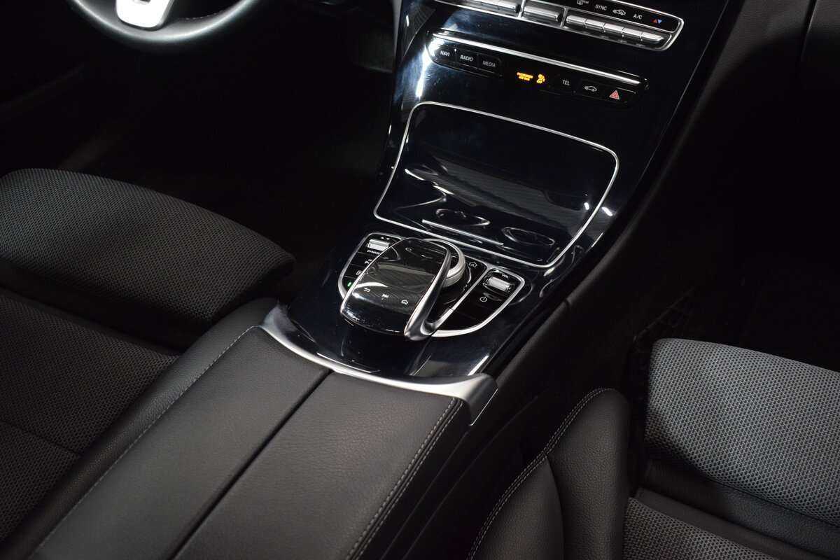 Mercedes-Benz C-Класс 2019 года с пробегом. Фото: #8