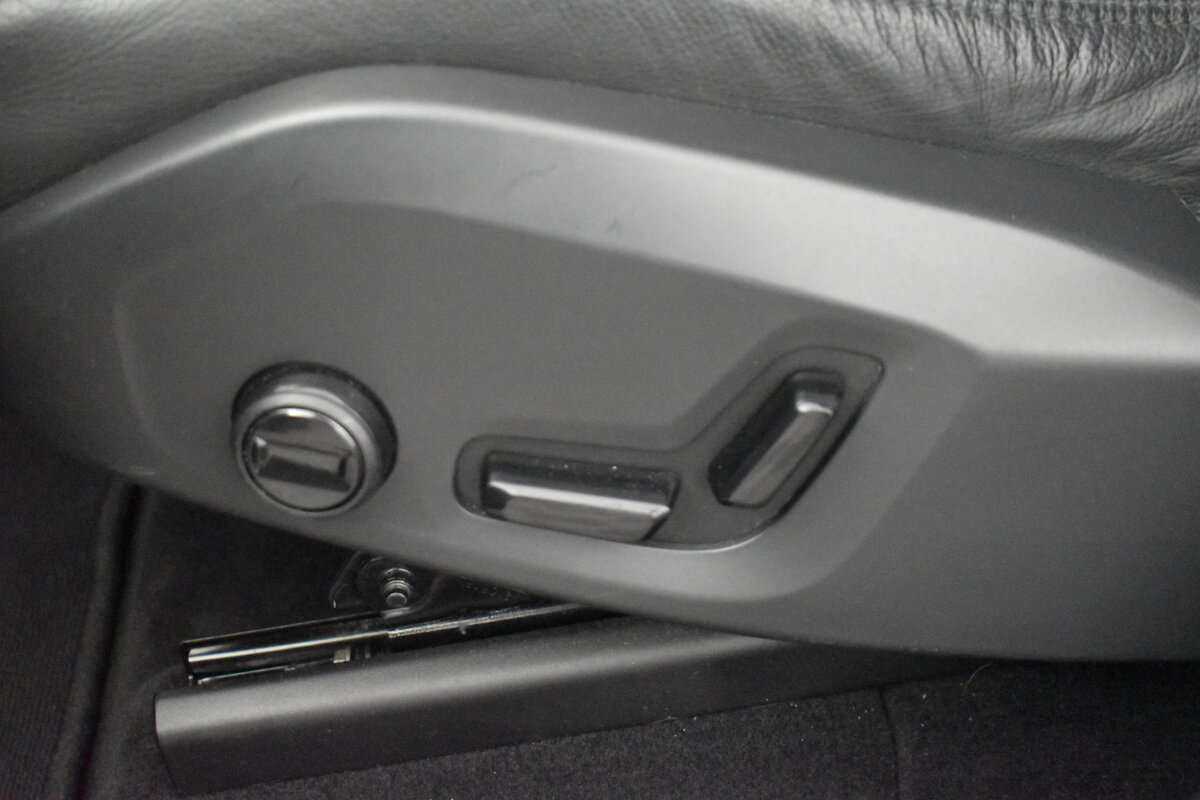 Volvo XC60 2020 года с пробегом. Фото: #9