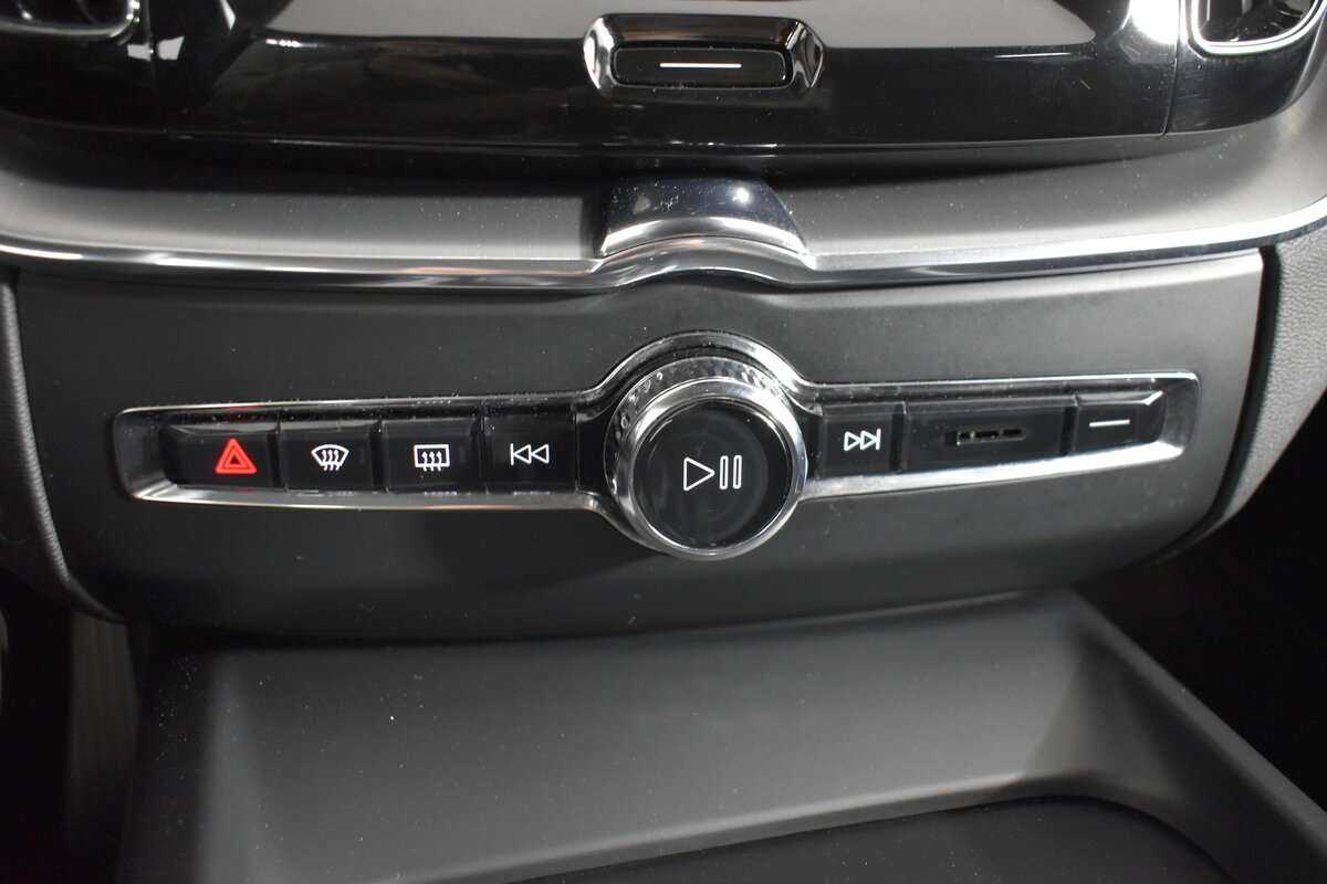 Volvo XC60 2020 года с пробегом. Фото: #17