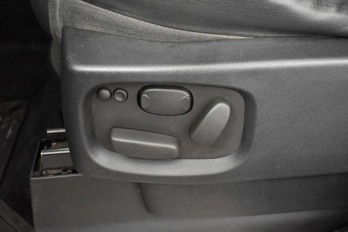 Land Rover Range Rover Sport 2012 года с пробегом. Фото: #12