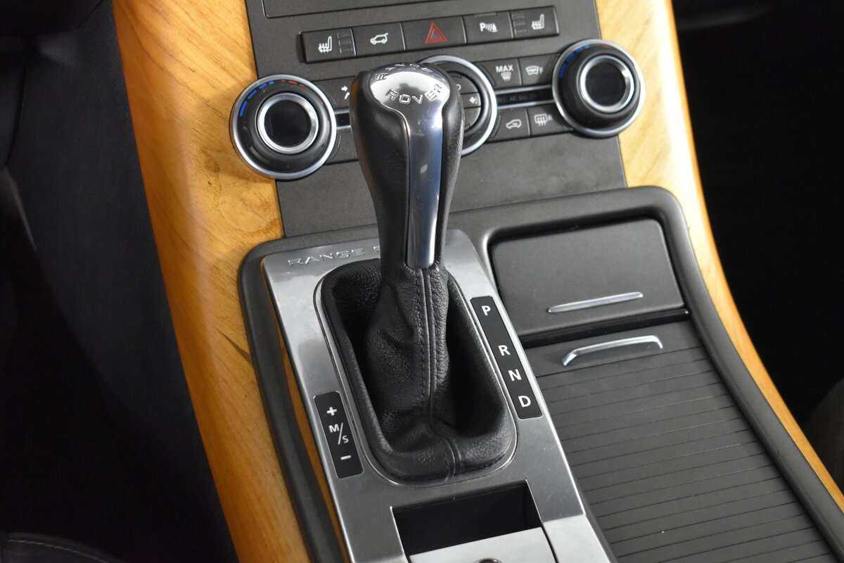 Land Rover Range Rover Sport 2012 года с пробегом. Фото: #17