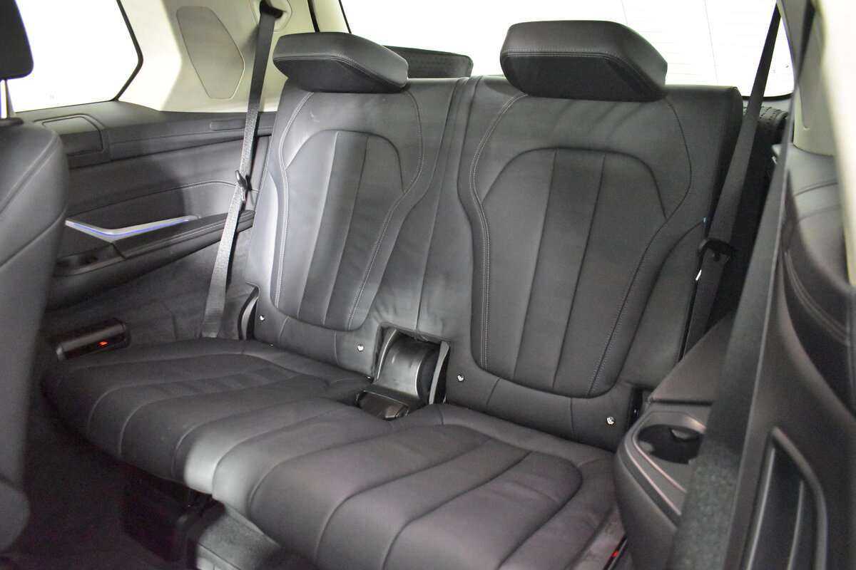 BMW X7 2019 года с пробегом. Фото: #10